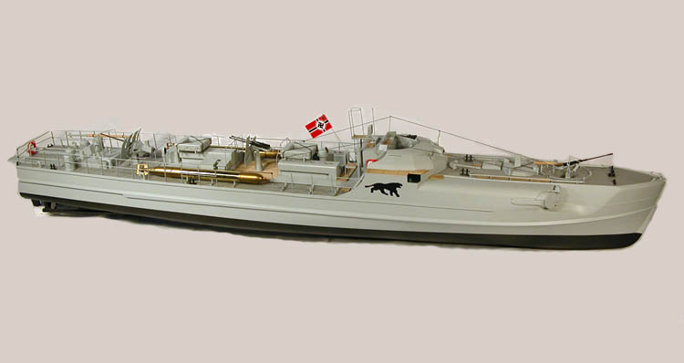 rc torpedo boat
