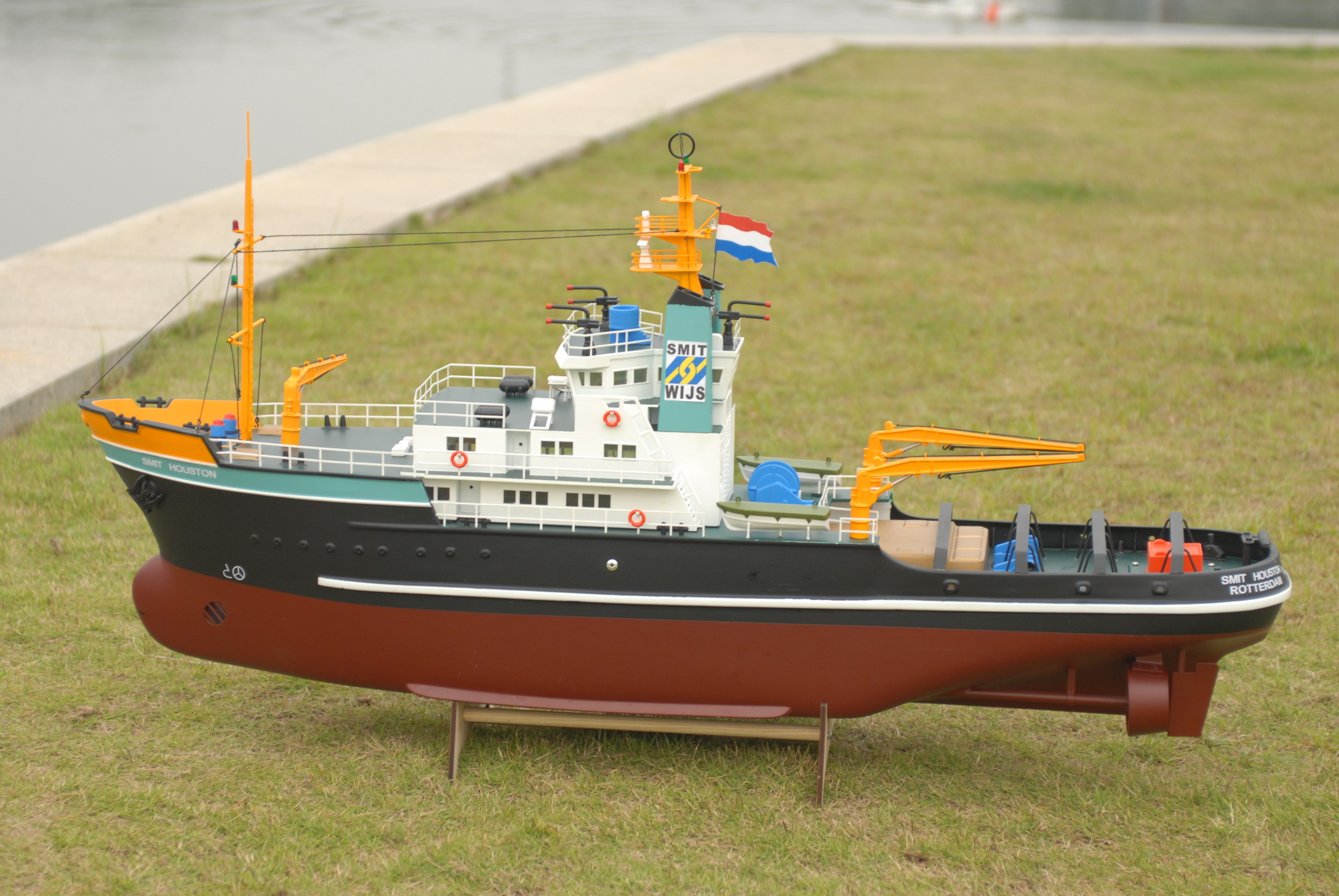 large scale rc tugboat kits