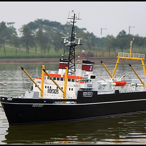 The Scale Modeler - RC Regulus Workboat Tug Boat