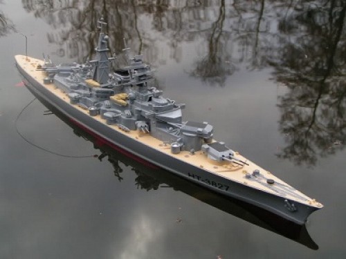 READY TO RUN – RC BATTLESHIP BISMARCK 1/360 SCALE | The Scale Modeler ...