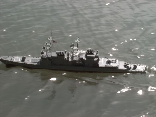1:144 SCALE RC READY TO RUN ( RTR ) – USS SPRUANCE ARLEIGH BURKE CLASS ...